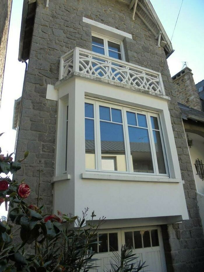 Fabrication et pose bow window bois sur-mesure - Saint-Brieuc